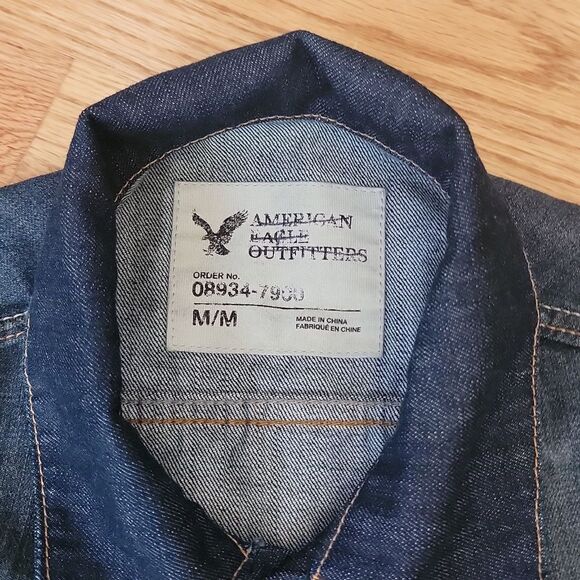 American Eagle Outfitters Mens Denim Distressed Trucker Retro Jean Jacket Size M - Picture 2 of 7